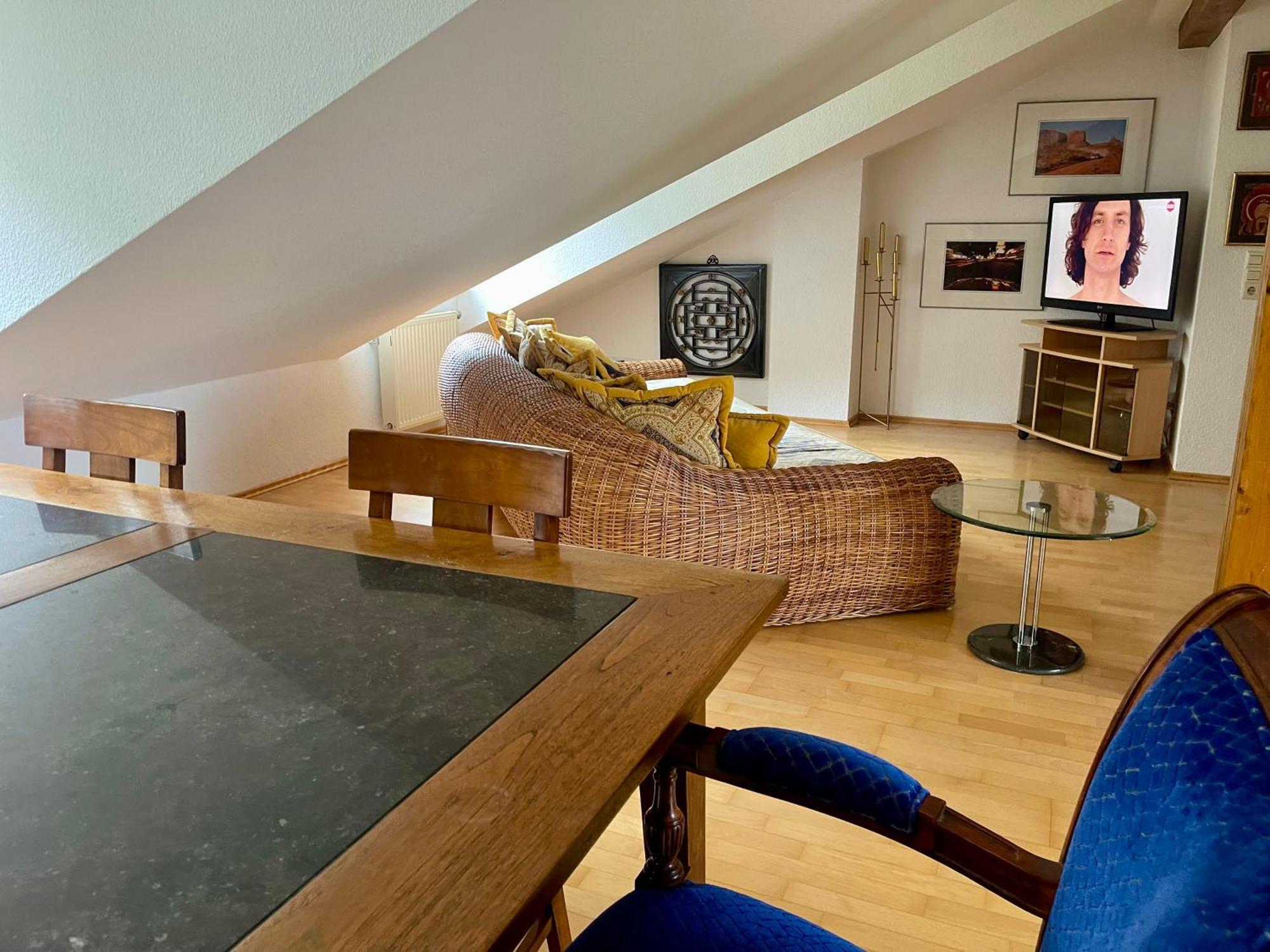 Wunderschoenes Grosses 3 Zimmer Apartament Zentrum Goldstadt Familienfreundlich Mit Garage Пфорцхайм Экстерьер фото
