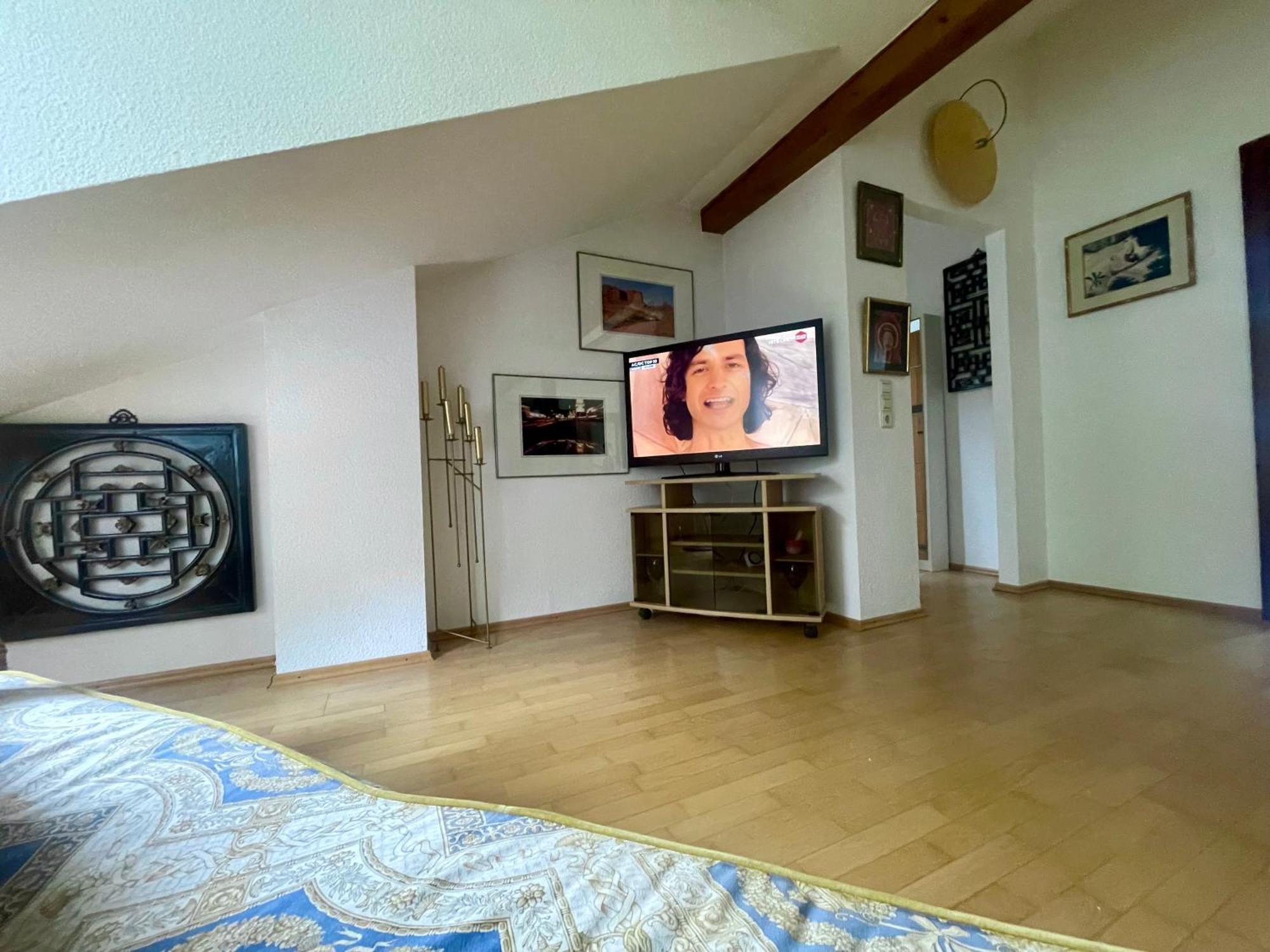Wunderschoenes Grosses 3 Zimmer Apartament Zentrum Goldstadt Familienfreundlich Mit Garage Пфорцхайм Экстерьер фото