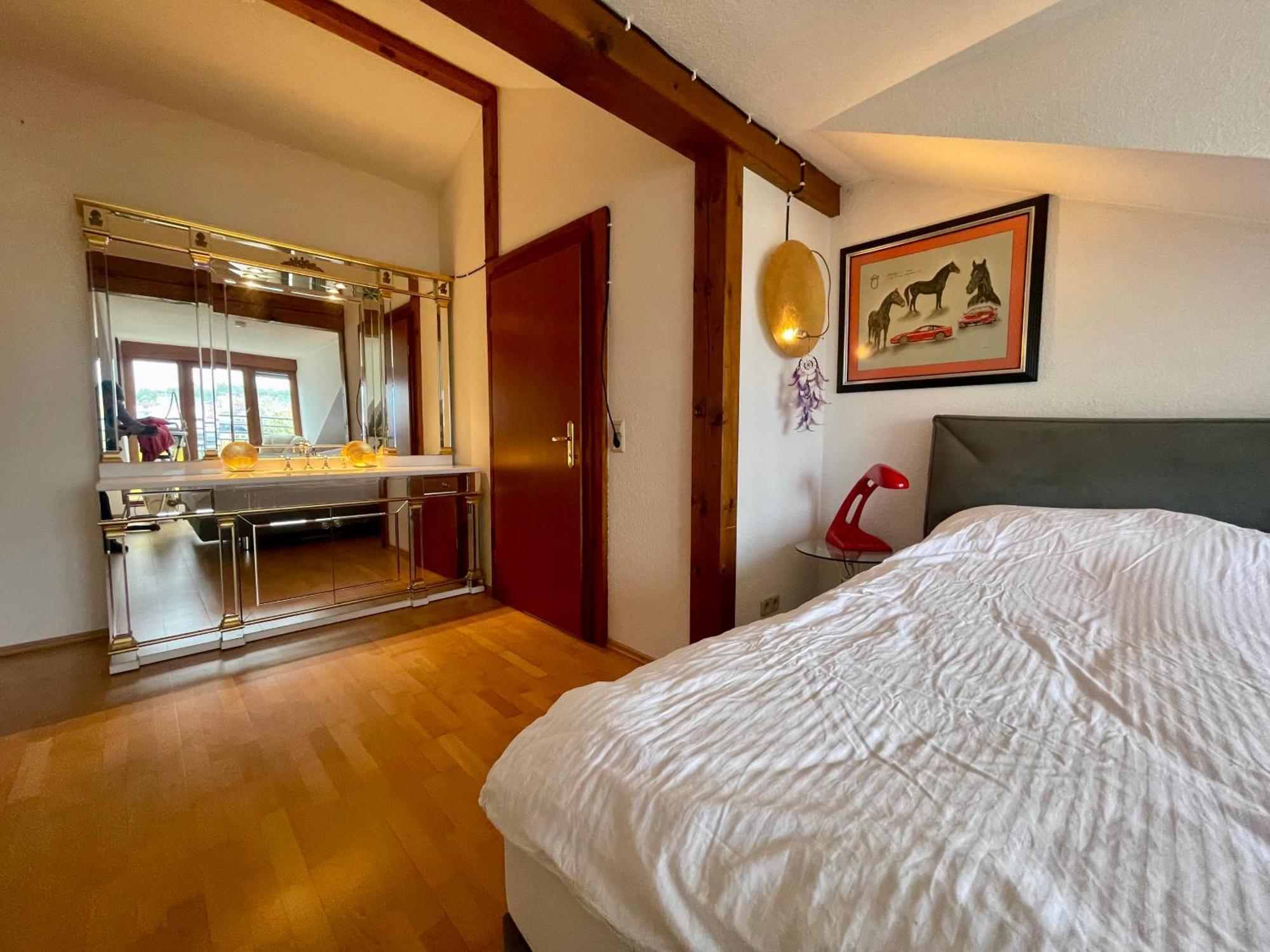 Wunderschoenes Grosses 3 Zimmer Apartament Zentrum Goldstadt Familienfreundlich Mit Garage Пфорцхайм Экстерьер фото