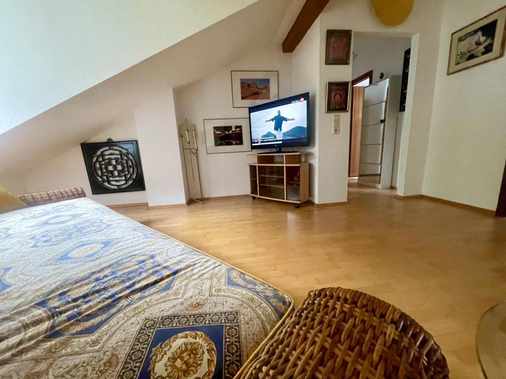 Wunderschoenes Grosses 3 Zimmer Apartament Zentrum Goldstadt Familienfreundlich Mit Garage Пфорцхайм Экстерьер фото
